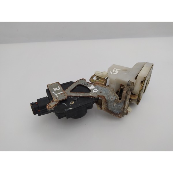 Fechadura Porta Traseira Esquerda Pajero Tr4 2006 2007