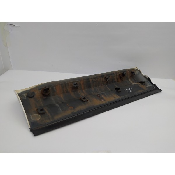 Borrachão Porta Traseira Esquerda Freelander 2 2014 Detalhe