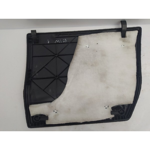 Tampa Acabamento Porta Malas Mercedes Benz Ml 63 2010
