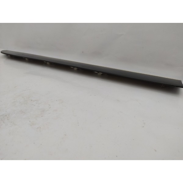 Friso Aplique Porta Traseira Esquerda Ml 63 Amg 2010