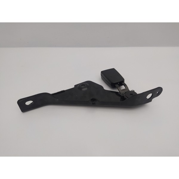 Engate Cinto Traseiro Direito Mercedes Benz Ml 63 Amg 2010