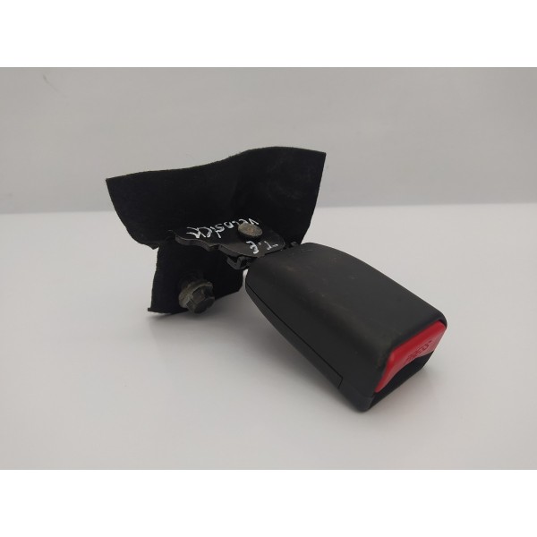 Engate Cinto Traseiro Esquerda Hyundai Veloster 2013
