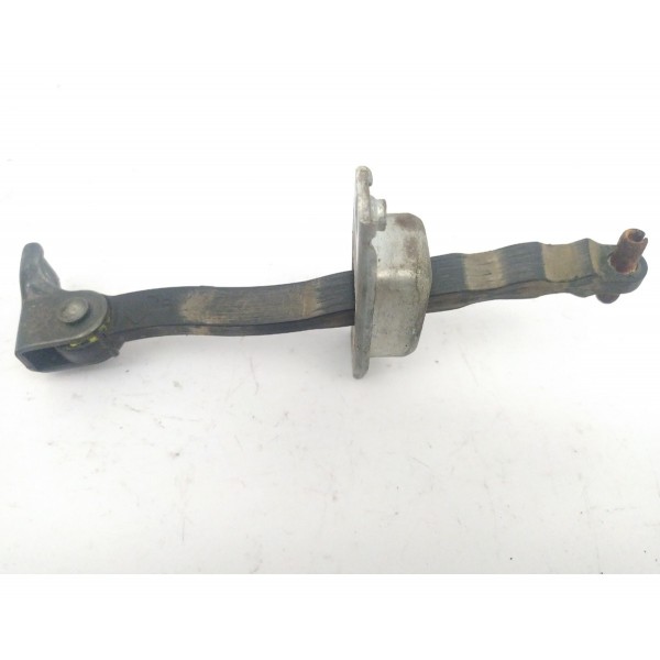 Limitador Porta Dianteira Direita Suzuki Grand Vitara 2012