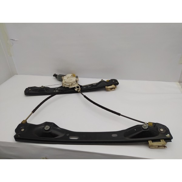 Máquina Vidro Dianteira Direita Bmw X1 2010 2011