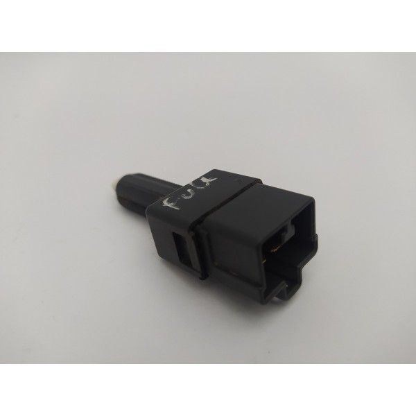 Interruptor Pedal Luz Freio Mitsubishi Pajero Full 2003