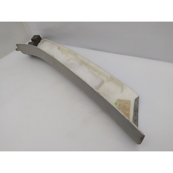 Acabamento Moldura Coluna Interna Esquerda Ml 63 Amg 2010