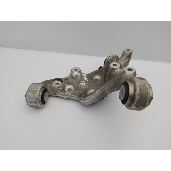 Montante Manga Eixo Traseiro Esquerdo Mercedes A200 2014