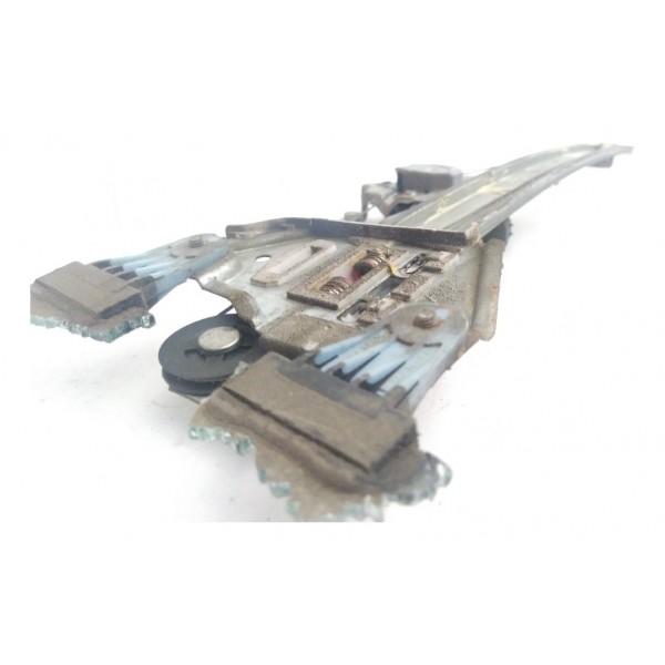 Máquina Vidro Dianteira Direita Suzuki Grand Vitara 2012