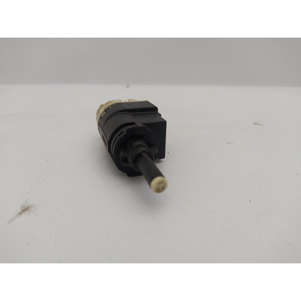 Interruptor Pedal Luz Freio Sandero 1.0 16v 2013 253206170r
