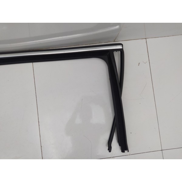 Borracha Pestana Cromado Porta Traseira Direita Passat 2013