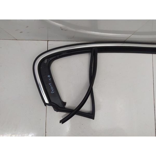 Borracha Pestana Cromado Porta Traseira Direita Passat 2013