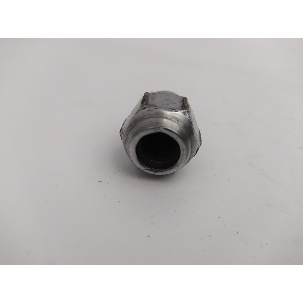 Parafuso Porca Roda Nissan Livina 2010 2011 Unidade