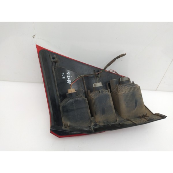 Lanterna Traseira Esquerda Suzuki Grand Vitara 2011 Detalhe