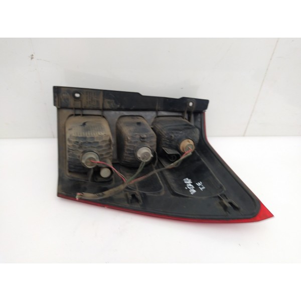 Lanterna Traseira Esquerda Suzuki Grand Vitara 2011 Detalhe