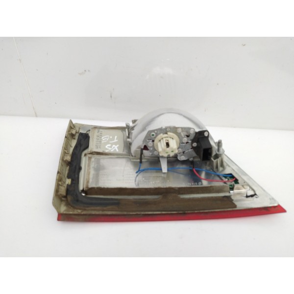 Lanterna Tampa Traseira Esquerda Bmw X5 2008 2009 2010