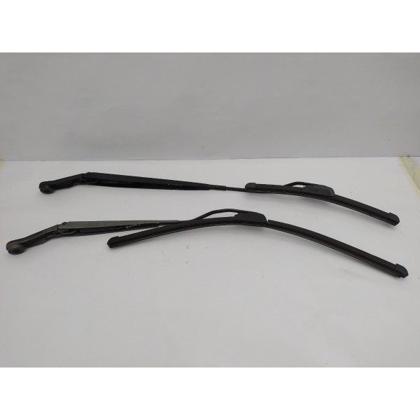 Par Braço Limpador Parabrisa Nissan Livina 2010 2011