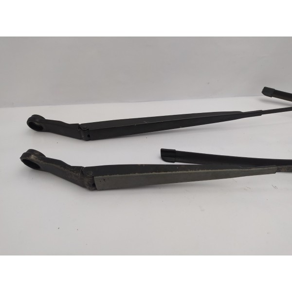 Par Braço Limpador Parabrisa Nissan Livina 2010 2011