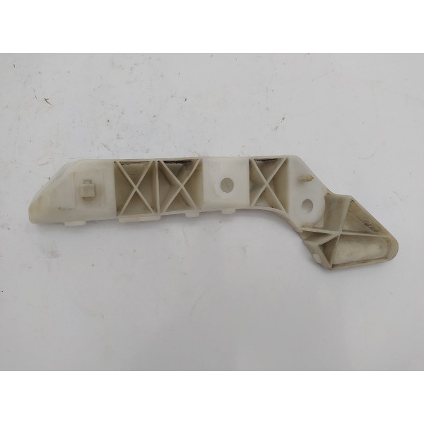 Guia Paralama Direito Nissan Livina 2010 2011