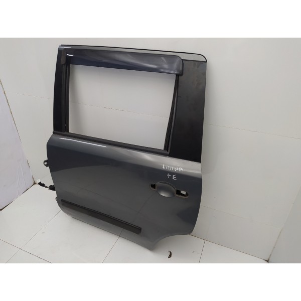 Porta Traseira Esquerda Nissan Livina 2010 2011