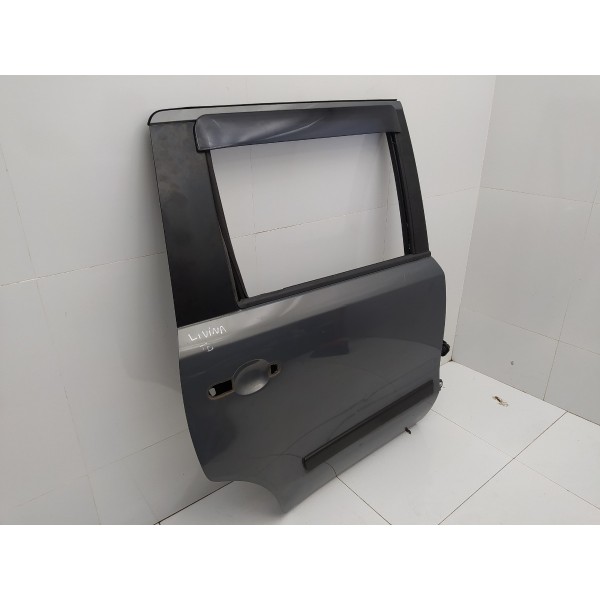 Porta Traseira Direita Nissan Livina 2010 2011