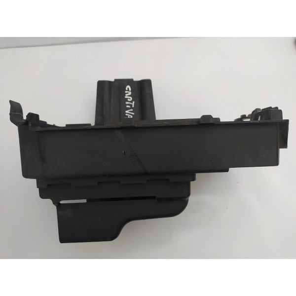 Tampa Caixa Bateria Gm Captiva 3.6 V6 2009 2010 Detalhe