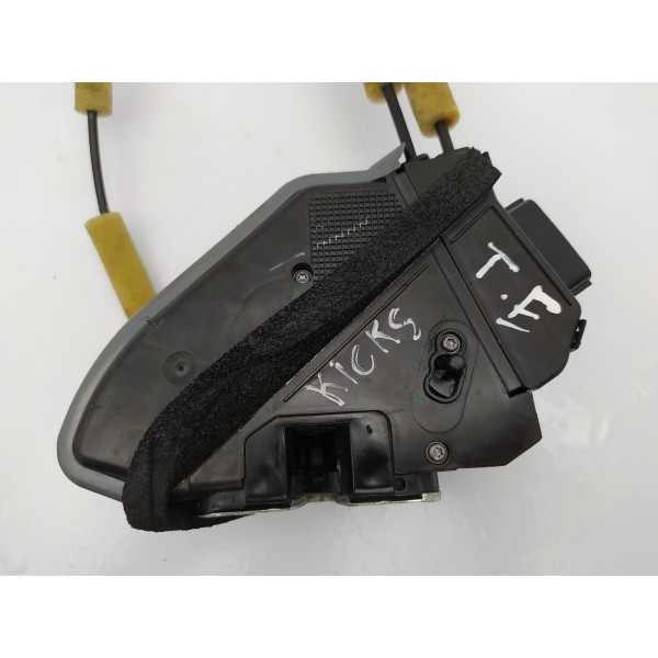 Fechadura Porta Traseira Esquerda Nissan Kicks 2016 2017