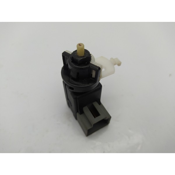 Interruptor Luz Freio Pedal Hyundai Veloster 2012 2013 2014