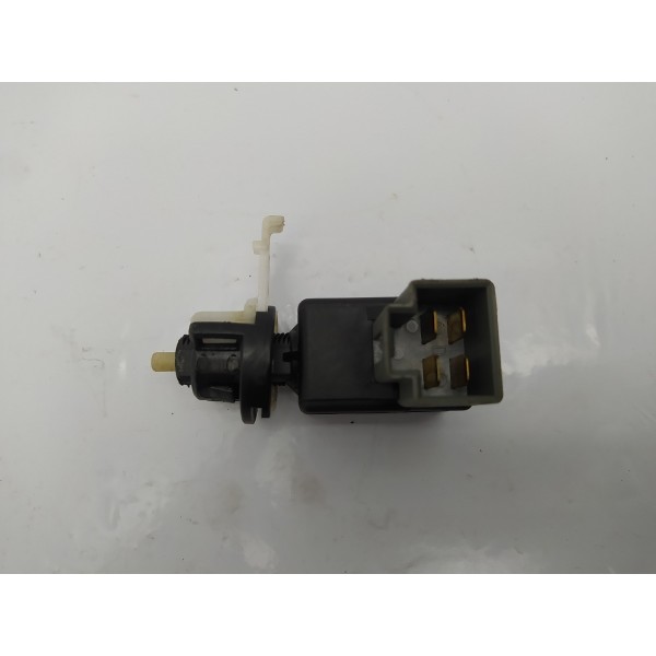 Interruptor Luz Freio Pedal Hyundai Veloster 2012 2013 2014