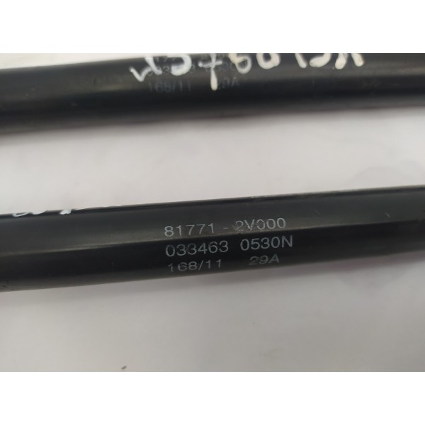 Par Amortecedor Tampa Traseira Hyundai Veloster 2012 2013