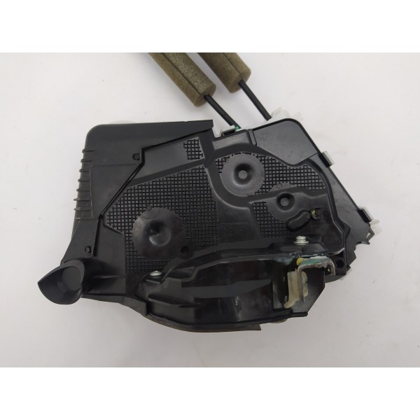 Fechadura Porta Dianteira Direita Honda Wrv 2016 2017