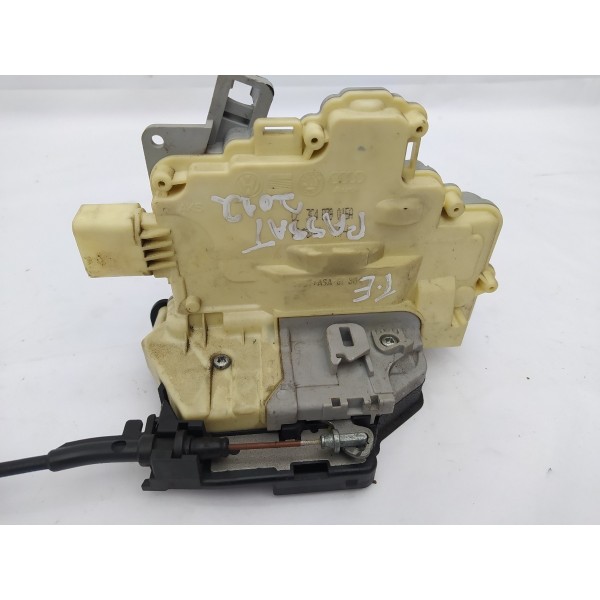 Fechadura Porta Traseira Esquerda Vw Passat 2011 2012