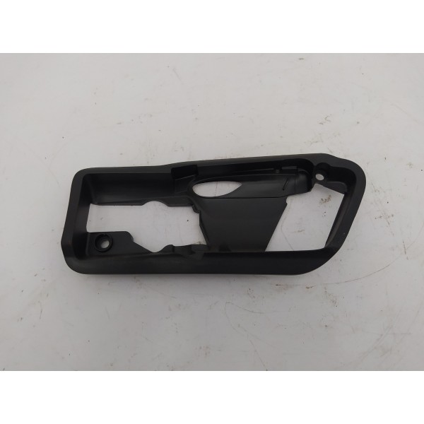 Suporte Maçaneta Interna Dianteira Esquerda Tiguan 2011