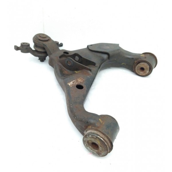 Balança Bandeja Dianteira Direita Toyota Hilux Sw4 2013 14