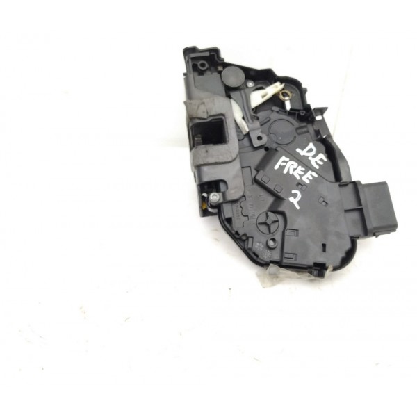 Fechadura Porta Dianteira Esquerda Freelander 2 2014