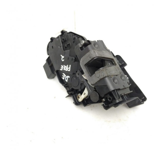 Fechadura Porta Dianteira Esquerda Freelander 2 2014