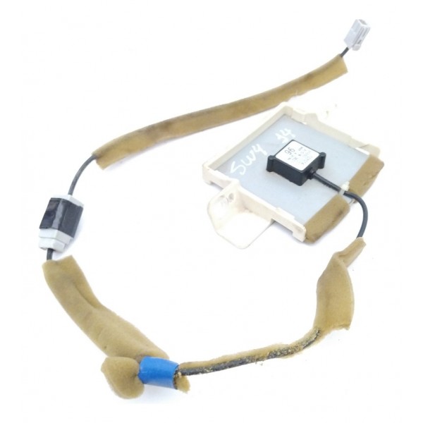 Sensor Módulo Gps Toyota Hilux Sw4 2013 2014 8686071011