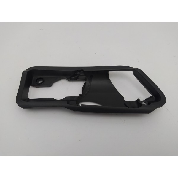 Suporte Maçaneta Interna Dianteira Direita Tiguan 2011