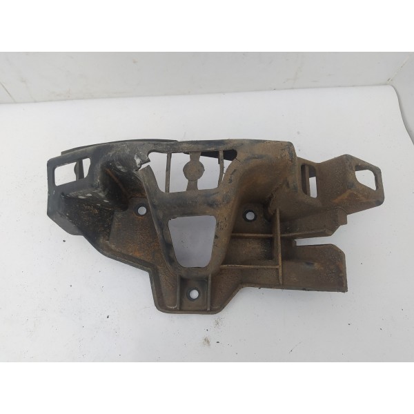 Guia Parachoque Traseiro Esquerdo Range Rover Sport 2010