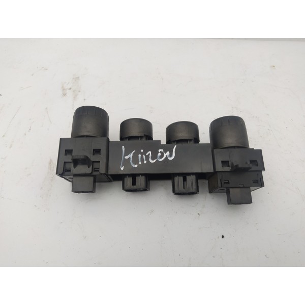 Botão Comando Luz Farol Tração Ssangyong Kyron 2011 2012