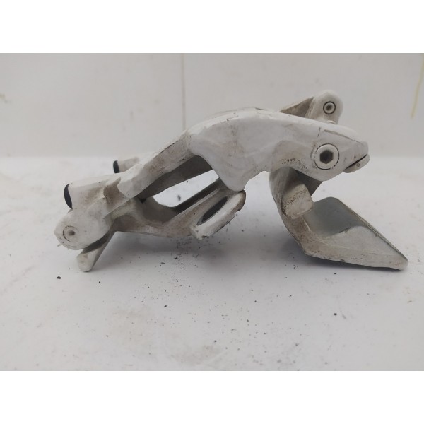 Dobradiça Esquerda Superior Tampa Traseira Fiat Ducato 2020