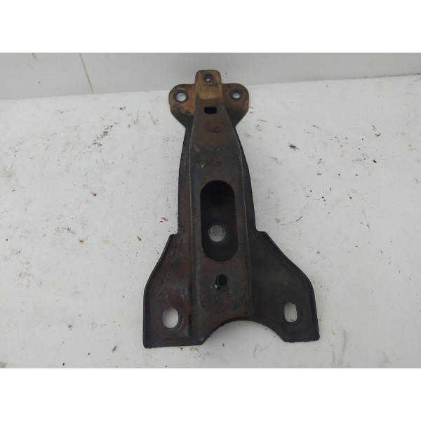 Suporte Inferior Caixa Direção Toyota Hilux Sw4 2013 2014