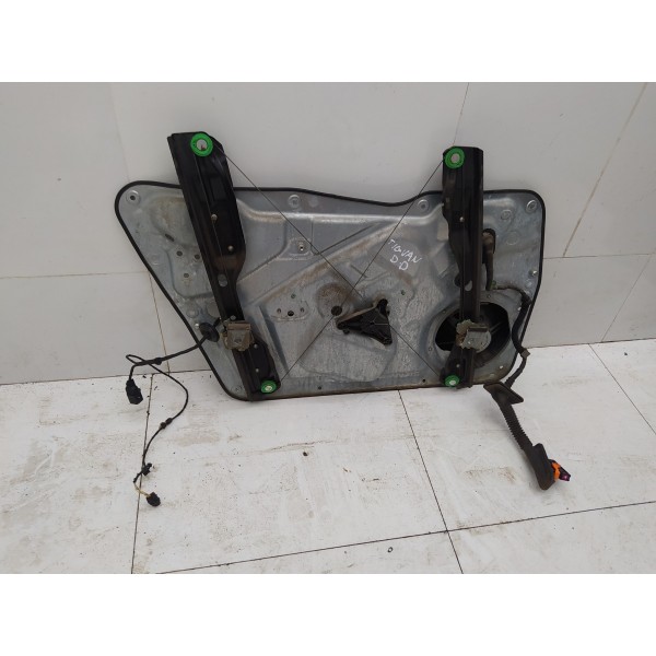 Máquina Vidro Dianteira Direita Volkswagen Tiguan 2010 2011