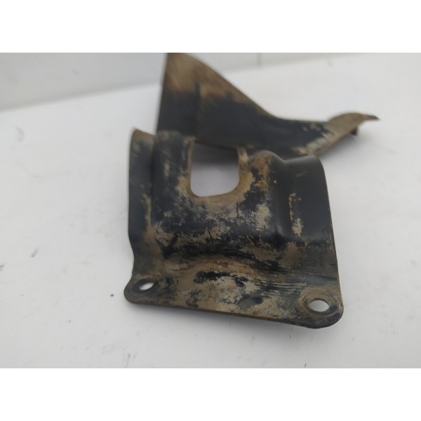 Suporte Guia Parachoque Dianteiro Direito L200 Triton 2012