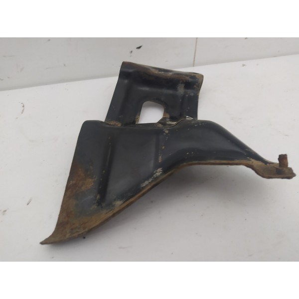 Suporte Guia Parachoque Dianteiro Direito L200 Triton 2012