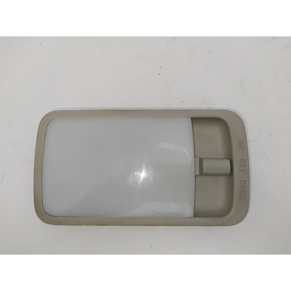 Luz Meio Teto Cortesia Nissan Leaf 2019