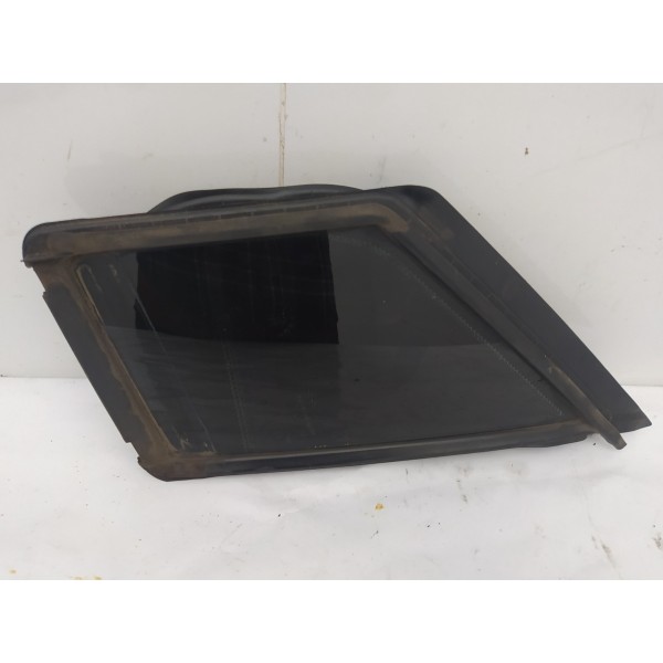 Vidro Fixo Porta Dianteira Esquerda Suzuki Sx4 2017 2018