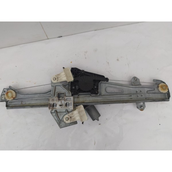 Máquina Vidro Dianteira Esquerda Suzuki Sx4 2017 2018