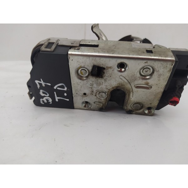 Fechadura Porta Traseira Direita Peugeot 307 2008 2009