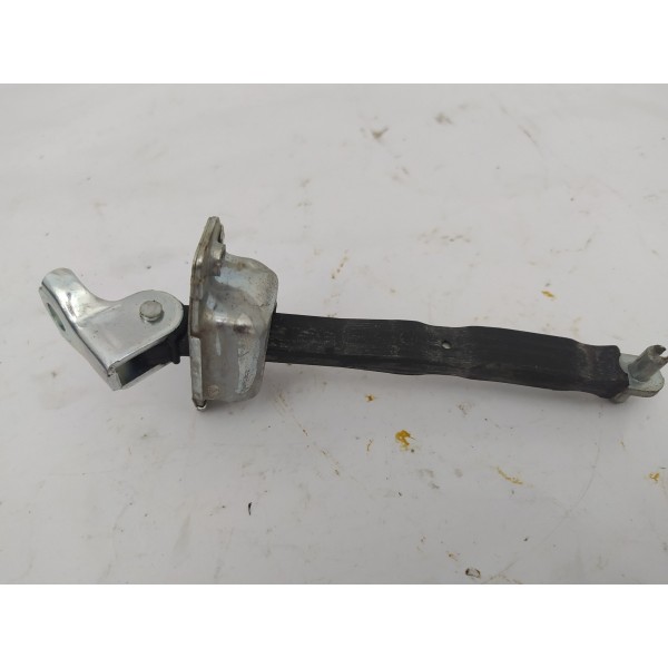 Limitador Porta Dianteira Direita Suzuki Sx4 2017 2018 2019