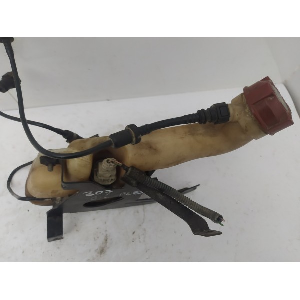 Reservatório Partida Frio Peugeot 307 1.6 16v 2008 2009